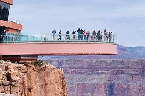 Photo of Grand Canyon Tour in Spanish with Skywalk and Hoover Dam included