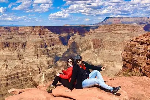 Photo of Grand Canyon West, Hoover Dam Stop, Breakfast, Lunch & Skywalk