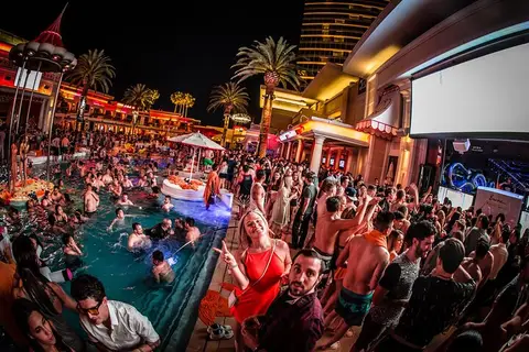 Photo of Las Vegas Nightclub VIP Entry with Party Bus