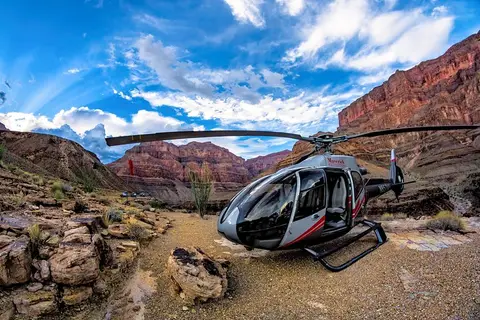 Photo of Grand Canyon Deluxe Helicopter Tour with Landing from Las Vegas